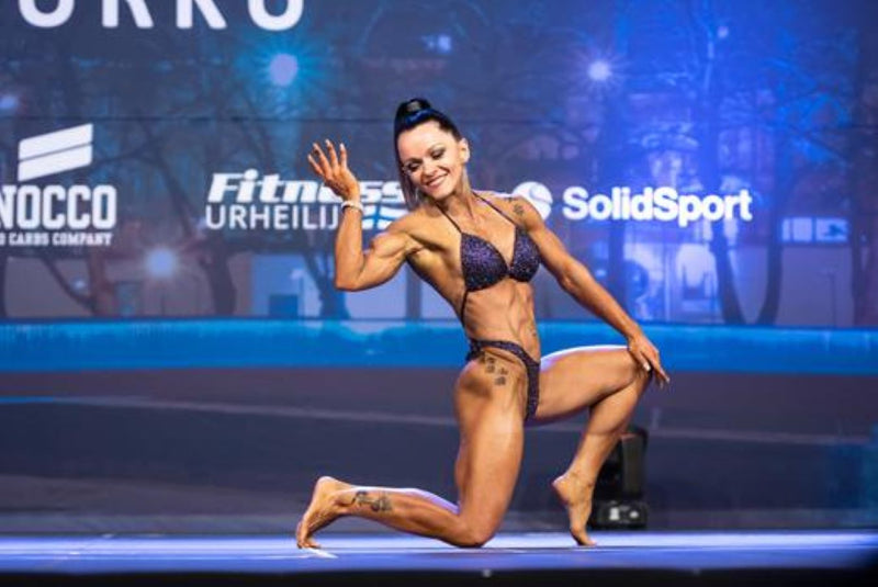 Nutri Works -urheilija Tanja Ekola voitti hienosti Women's Physique -sarjan 12.6.2021 Turussa. 