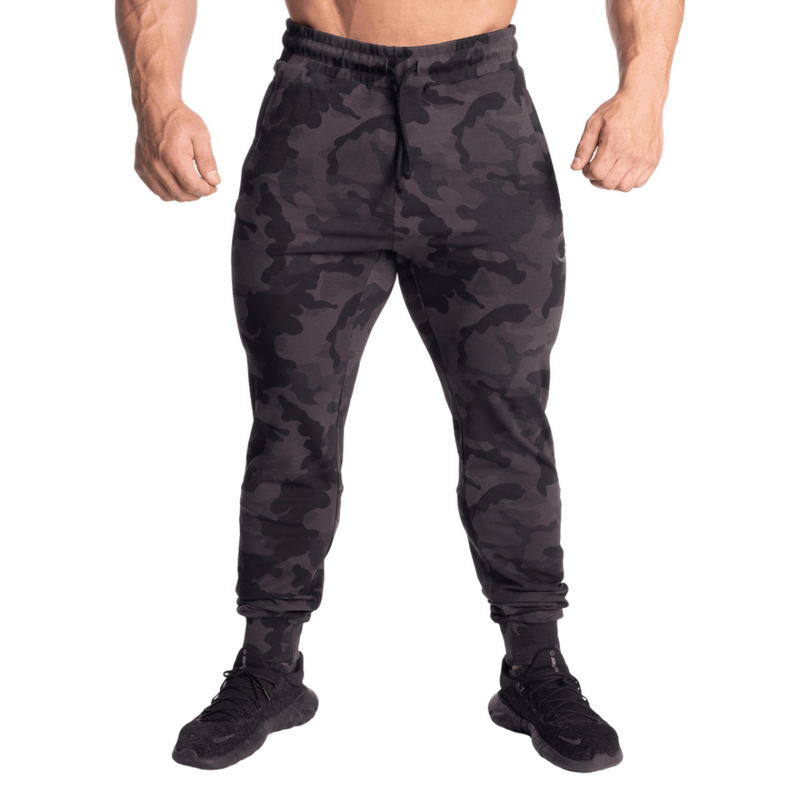 GASP Tapered Joggers, dark camo-Miesten housut-GASP-S-Aminopörssi