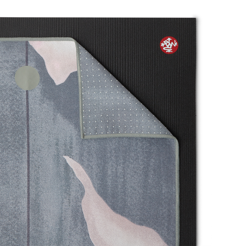 Manduka Yogitoes Joogamattopyyhe, Gerry Lopez In Residence-Joogamattopyyhe-Manduka-Aminopörssi