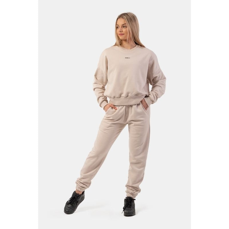 Iconic Mid-Waist Sweatpants With Elastic "N" Waistband 408 cream-Naisten housut-Nebbia-XS-Aminopörssi
