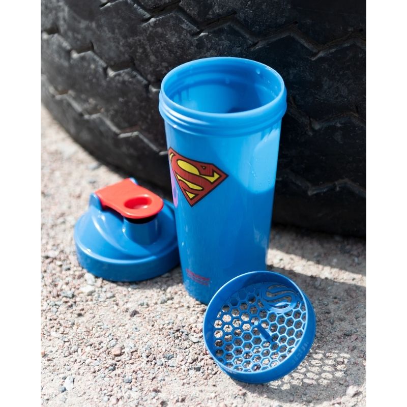 Lite DC Comics 800 ml Superman-Shakeri-SmartShake-Aminopörssi