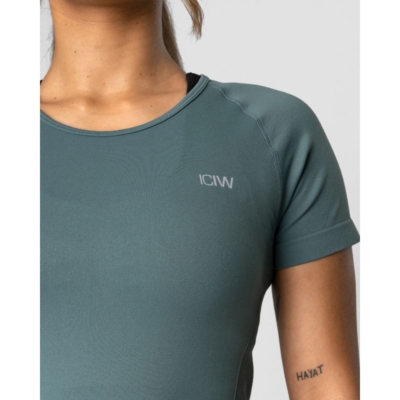 Everyday Seamless T-shirt Wmn Jungle (vihreä)-Naisten T-paita-ICANIWILL-XS-Aminopörssi