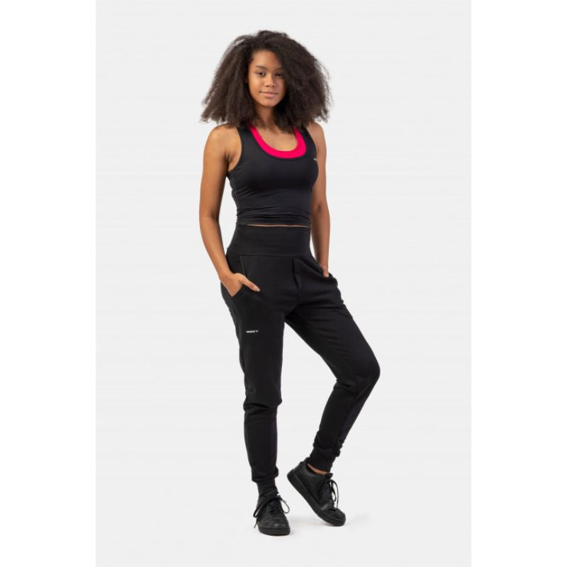 Sporty Slim-Fit Crop Tank Top 422 black-Naisten lyhythihaiset ja topit-Nebbia-XS-Aminopörssi