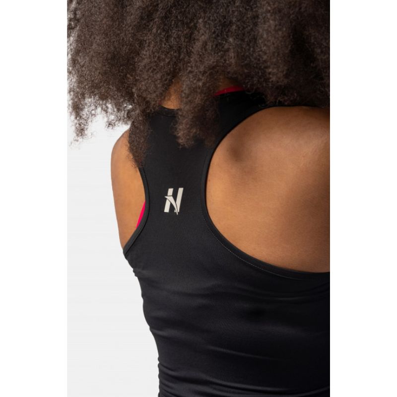 Sporty Slim-Fit Crop Tank Top 422 black-Naisten lyhythihaiset ja topit-Nebbia-XS-Aminopörssi